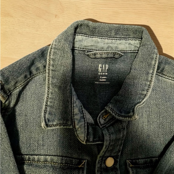 3T Boys Long Sleeve Button Down Shirt Lot -GAP, Old Navy, Children’s Pl, Smocked - Picture 7 of 9